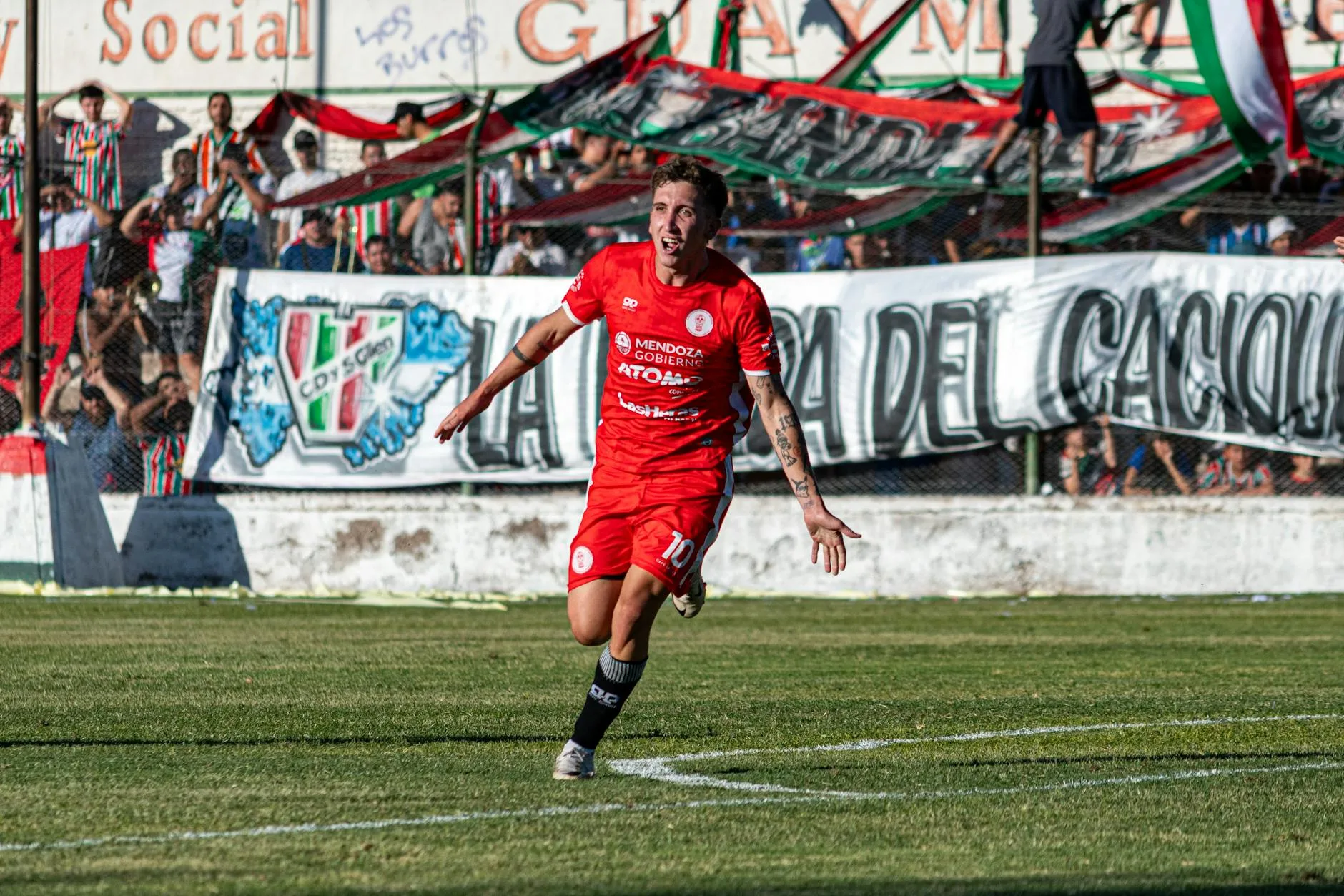 Si Jenius Bola Ngaku Gak Kenal Semua Pencetak Gol Liga Champions? Wah, Kacau!