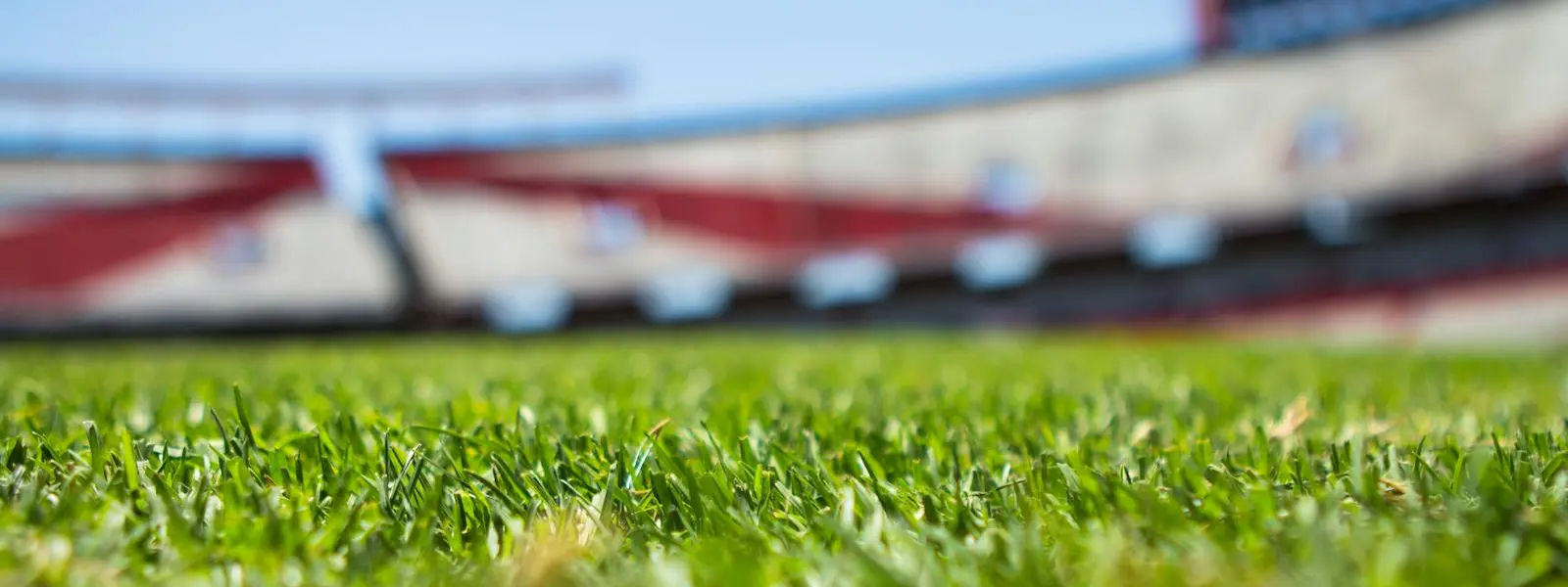 Ter Stegen Cedera Lagi: Barcelona Harus Cari Kiper Baru?