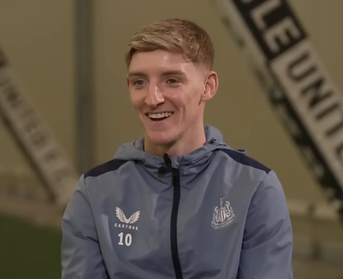 Arteta Kepincut Gordon? Arsenal Siapkan Kejutan Transfer di Musim Panas!