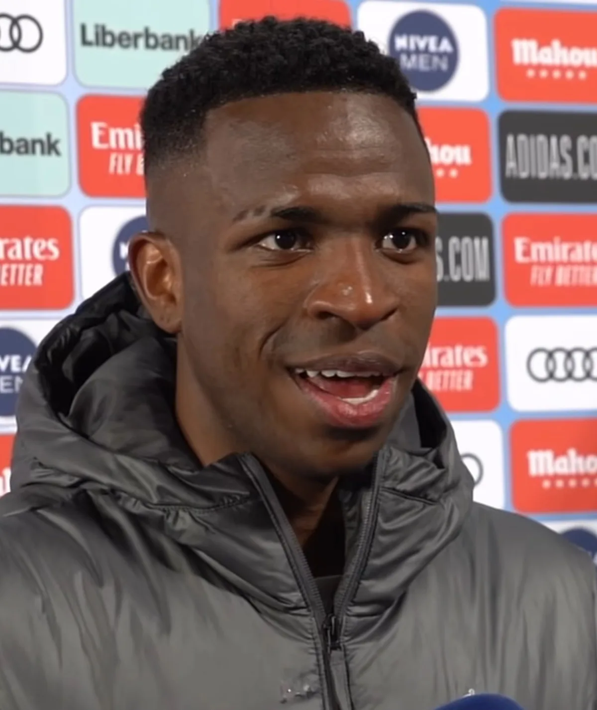 Geger! Vinicius Jr. Mau Cabut dari Madrid? Klub-Klub Eropa Siaga 1!